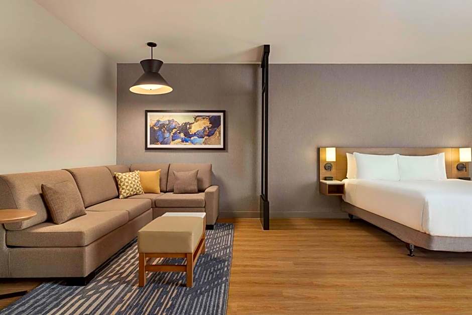 Hyatt Place Windsor