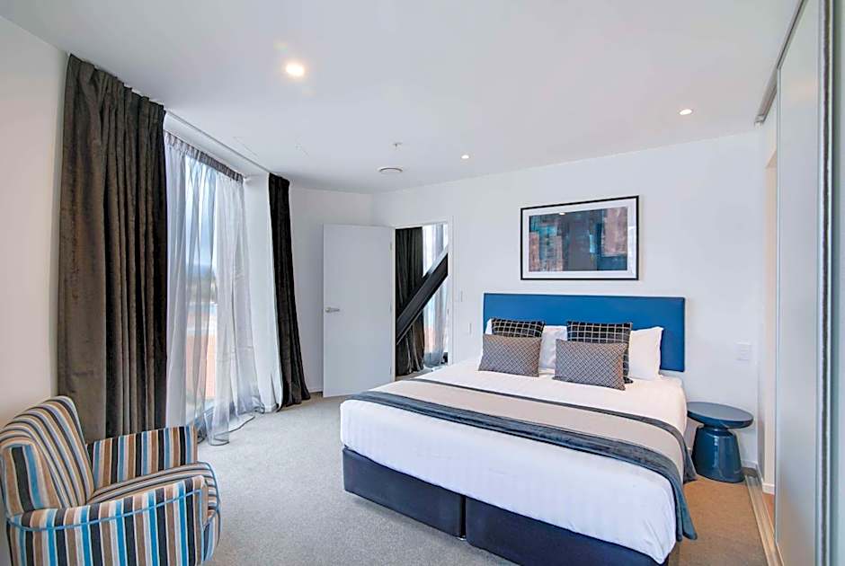 Ramada by Wyndham Queenstown Central