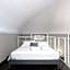 Q71 TIMELESS SUITES