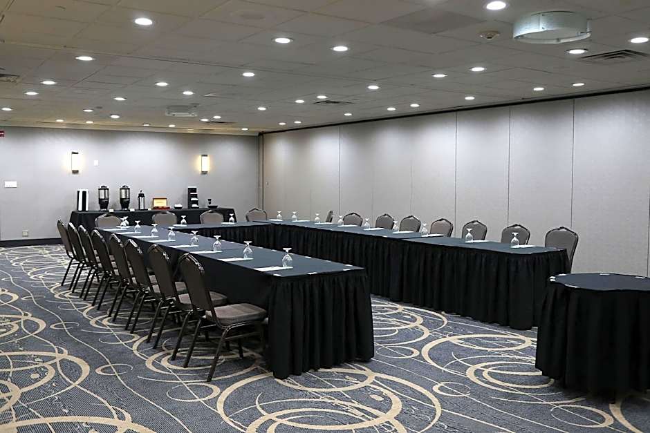 Holiday Inn Chicago/Oak Brook By IHG