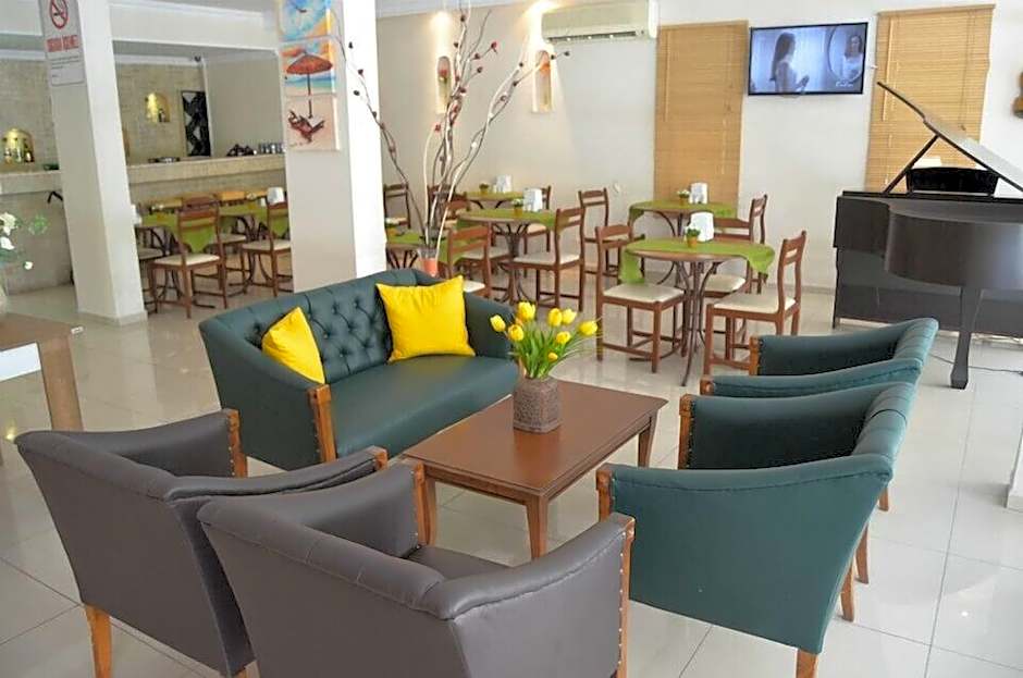 Kleopatra Carina Hotel