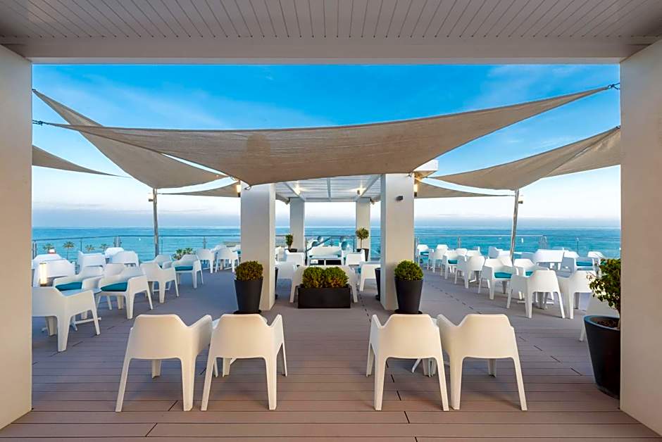 Hotel Las Arenas, Affiliated by Melia