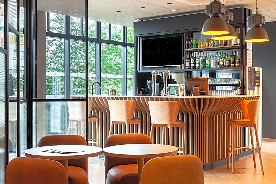 B&B HOTEL Paris Porte des Lilas
