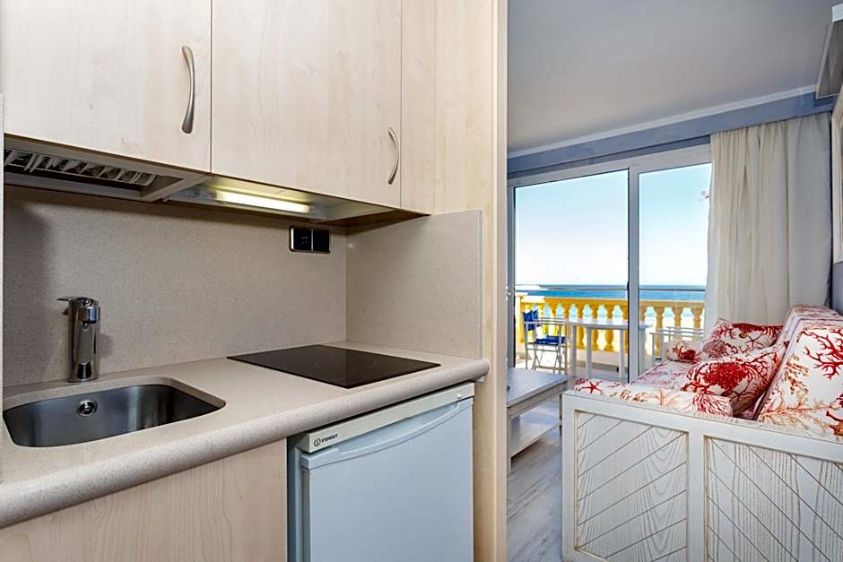 Royal Son Bou Family Club