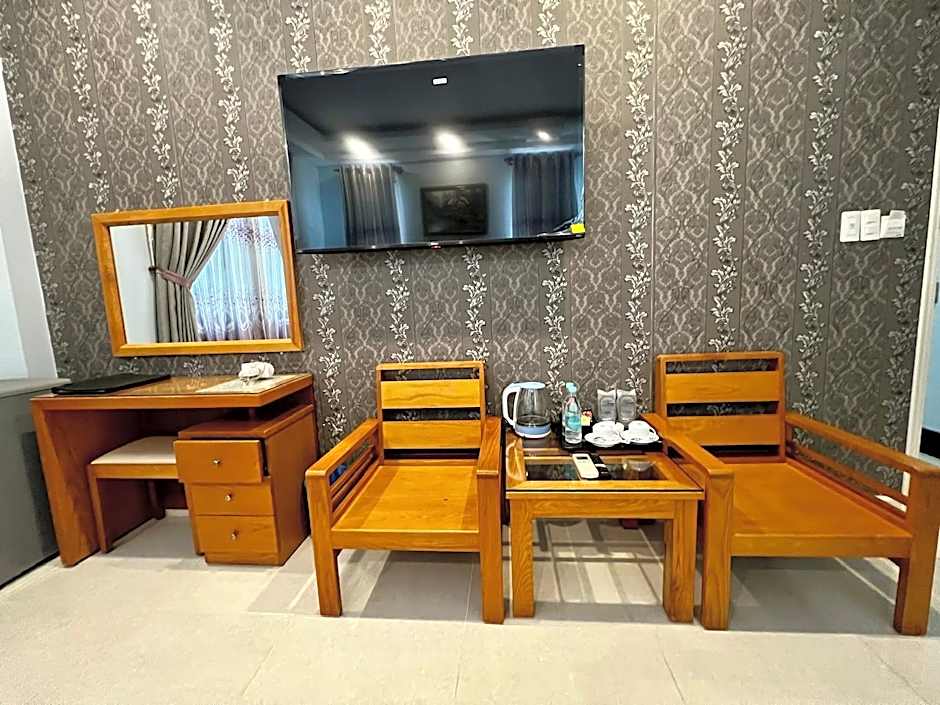 Yen Nam Hotel Nguyen Trong Tuyen