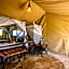 Gnu Mara River Camp