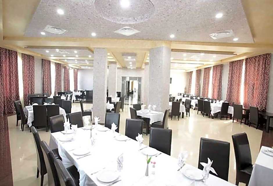 Hotel El Khayem