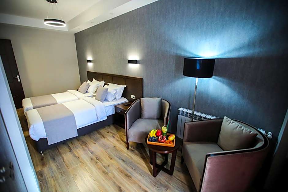 Crystal Hotel & SPA
