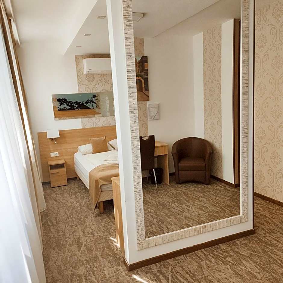 Öreg-tó Hotel és Rendezvénytér