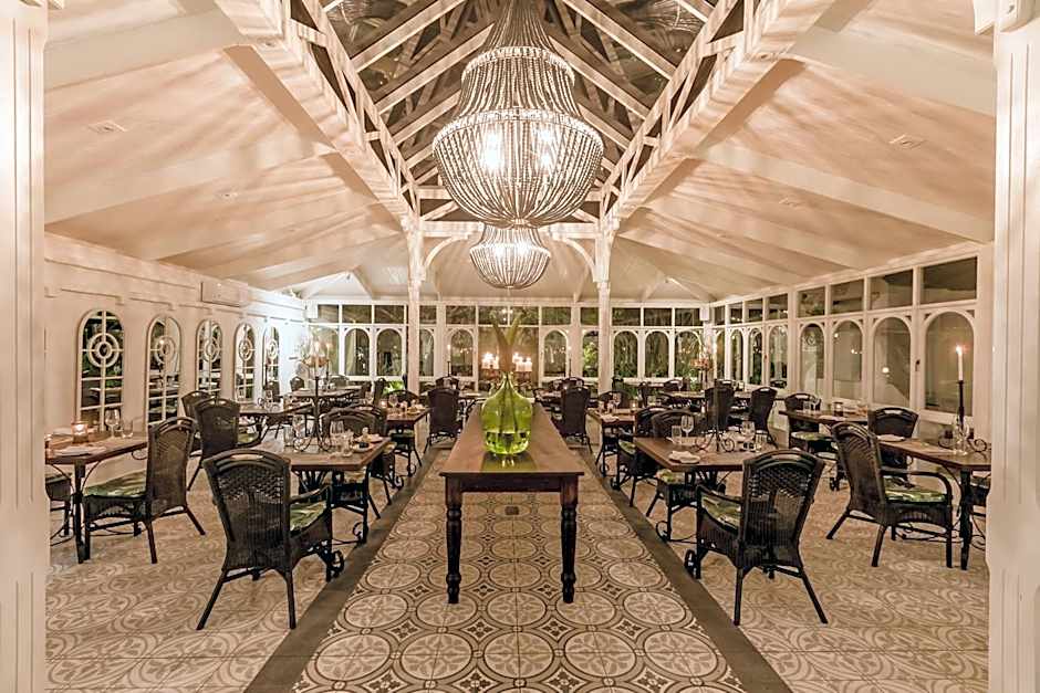 Hunters Country House