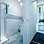 Blanco Rooms