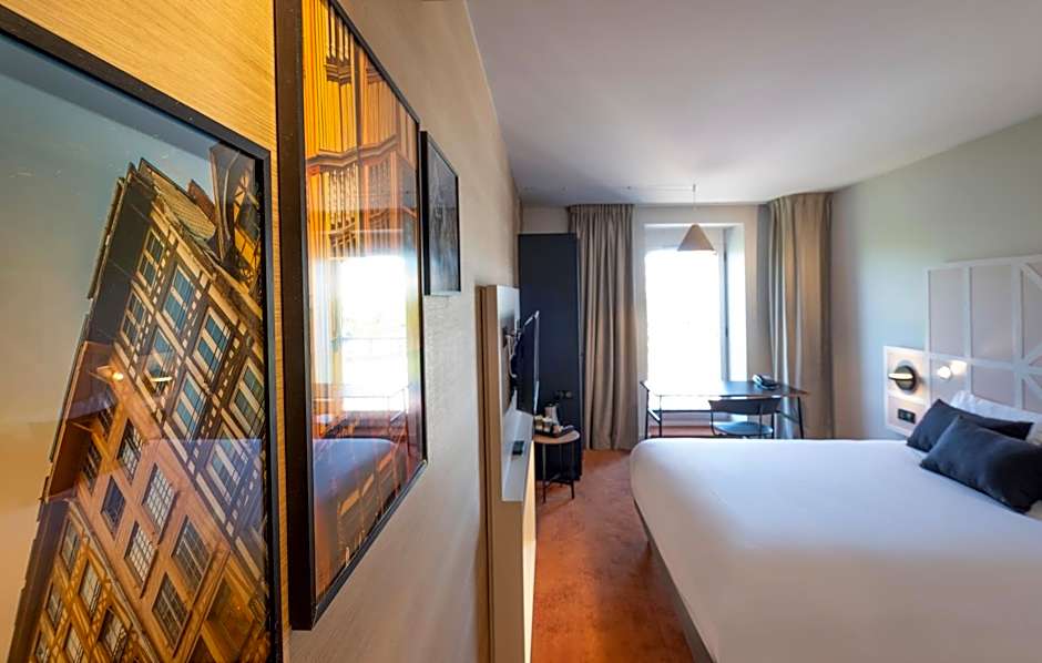 Mercure Rouen Centre Champ de Mars