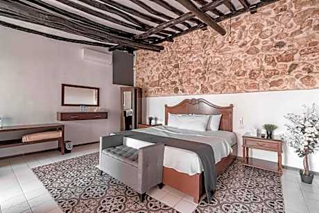 Junior Suite with Garden View