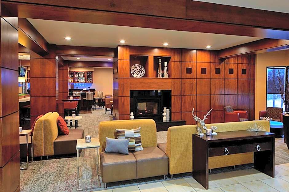 Courtyard by Marriott Bloomington by Mall of America