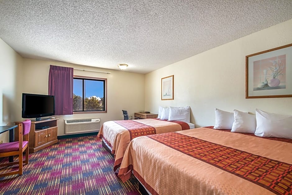 Americas Best Value Inn & Suites Harrisonville