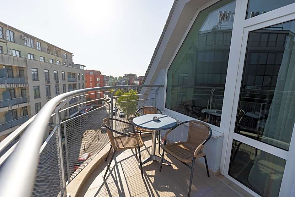 Favorit Aparthotel