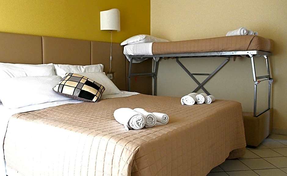 HOTEL TRIONFAL - Fronte Mare - Vicinissimi al Centro