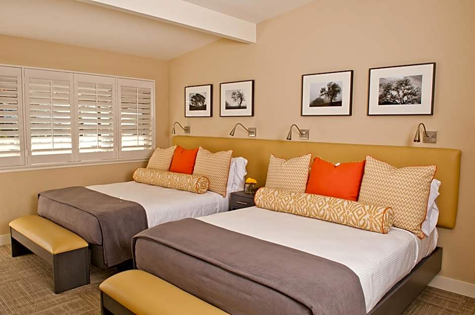 Calistoga Spa Hot Springs - Authentic Hot Springs Spa & Resort