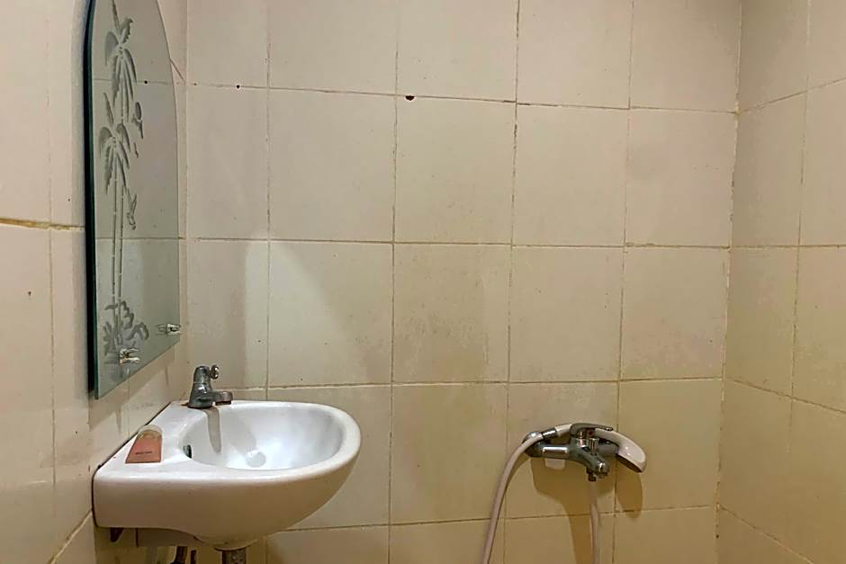 Hotel O Wisma Phinisi Syariah Near Mall of Pinrang Sejahtera