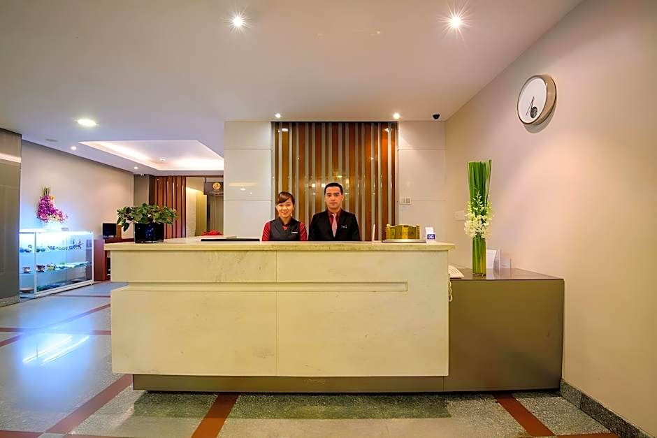 Central Park Saigon Hotel