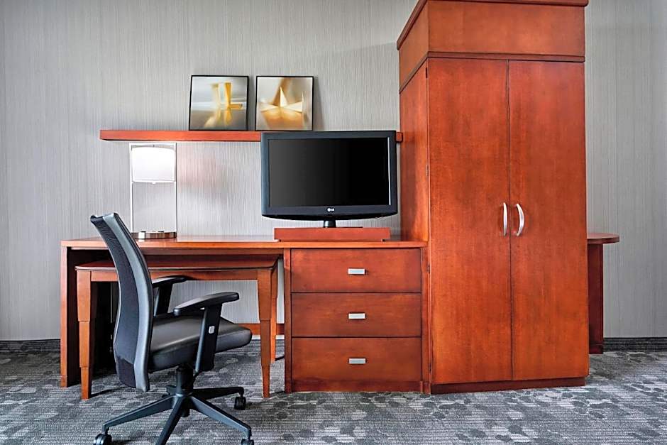 Courtyard by Marriott Baltimore BWI Airport