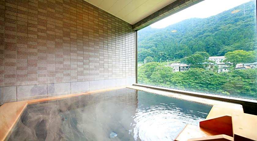 MICASA (Minakami Hot Spring Ryokan)