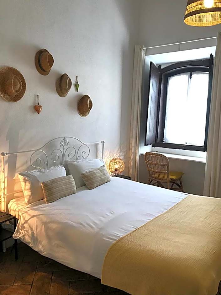 Casa Largo do Poço Guesthouse