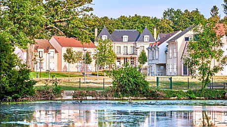 Residence Chateau du Mee