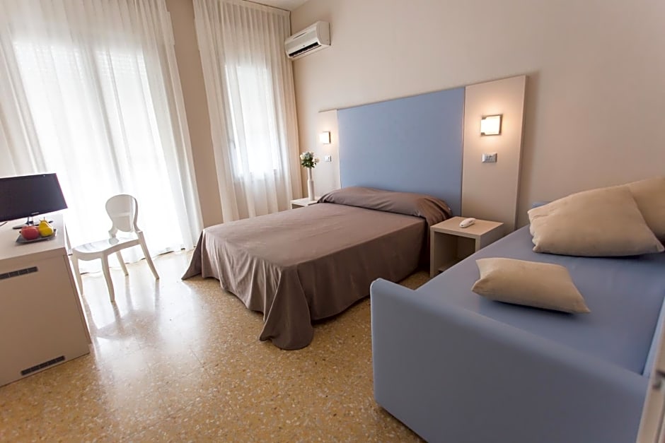 New Hotel Chiari