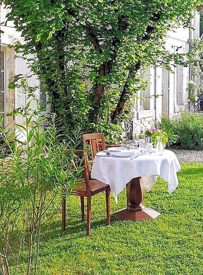 Le Domaine Des Platanes