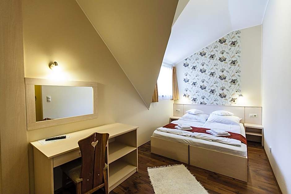 Piroska Csárda és Panzió