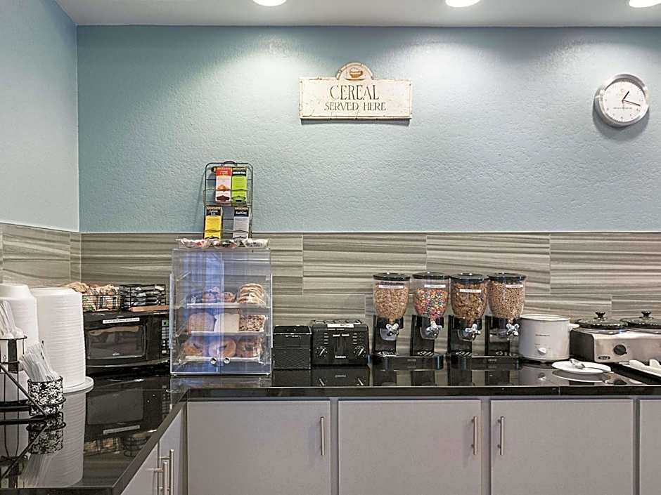 La Quinta Inn & Suites by Wyndham Slidell - North Shore Area