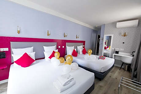 Quadruple Room with Terrace