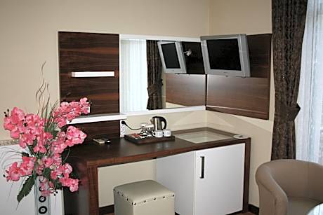 Twin Room with Garden View