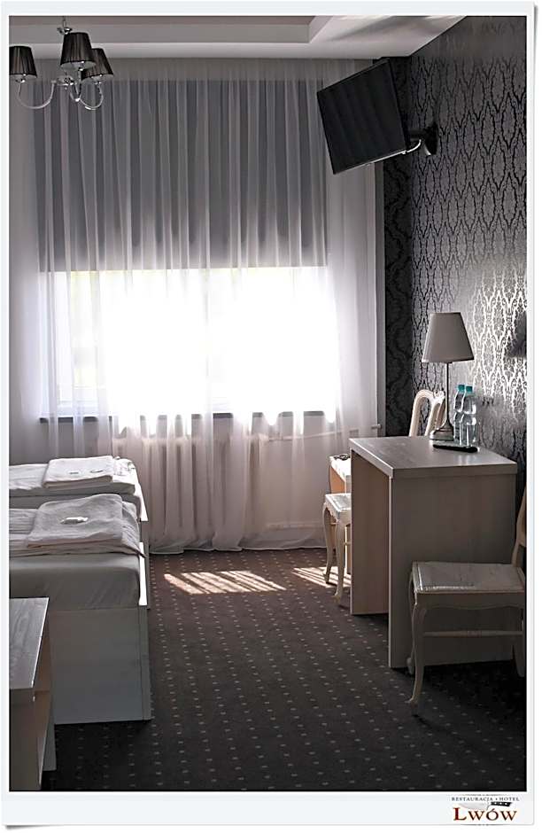 Photo 1 of 6 of Small Single Room