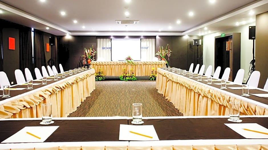 Miramar Bangkok Hotel