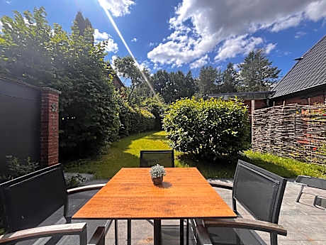 Apartment with Garden View