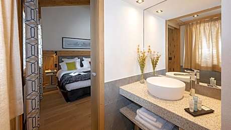 Three Duplex Bedroom Apartment for 8 people with Spa Access