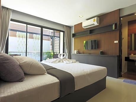 The Breeze Lipe Resort