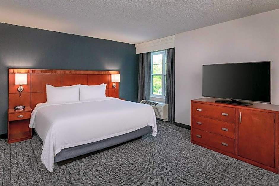 Courtyard by Marriott Hadley Amherst