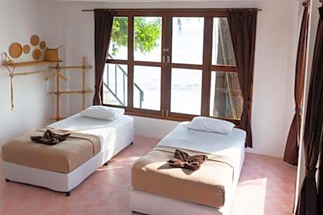 Quadruple Room with Sea View