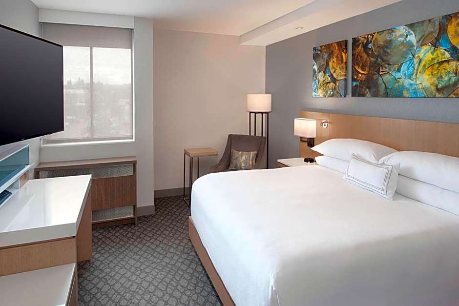Delta Hotels by Marriott Seattle Everett