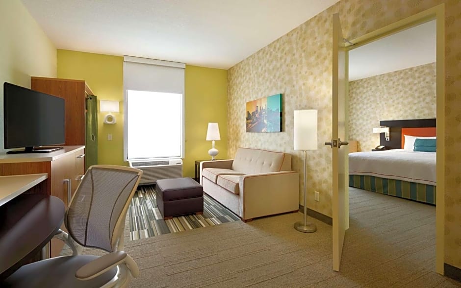 Home2 Suites by Hilton Minneapolis Bloomington