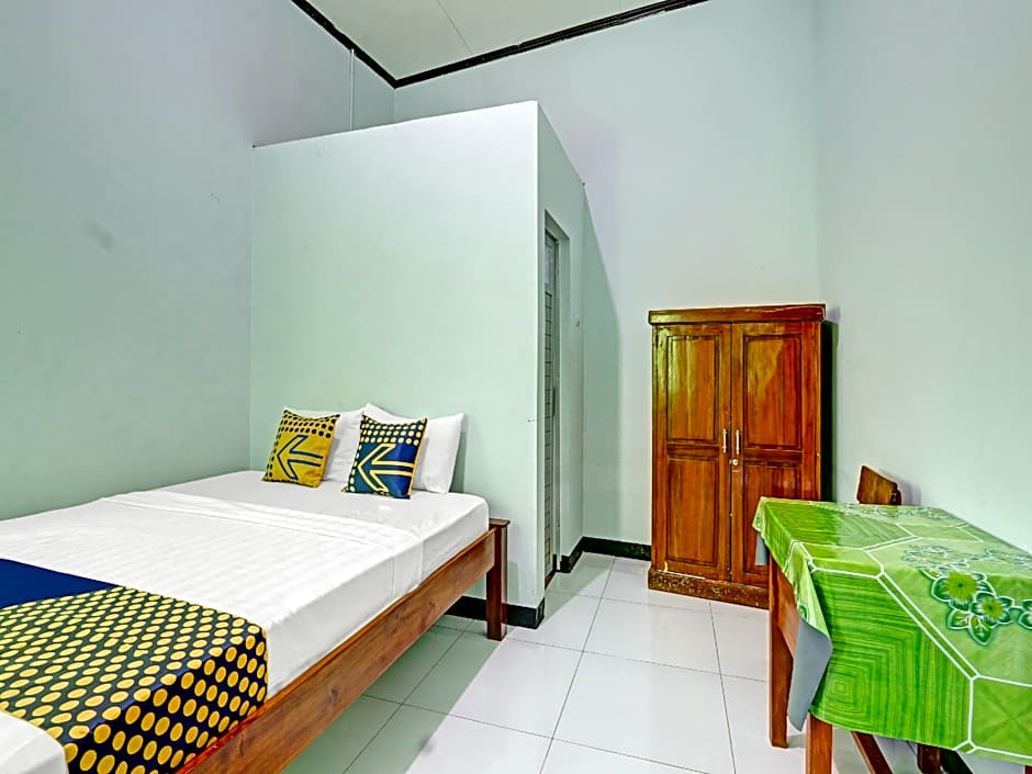 OYO 90760 Almadina Family Homestay