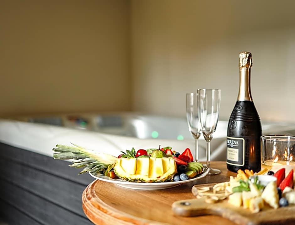 Golden Golem hotel & Spa