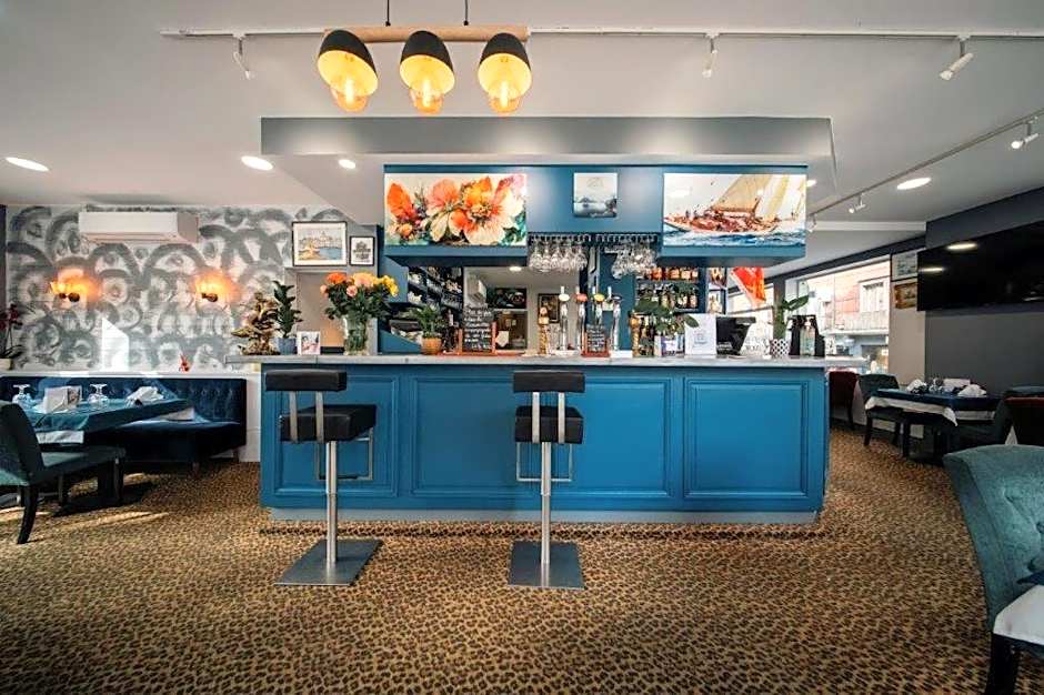 BRIT HOTEL PRIVILEGE LISIEUX - La Villa des Arts