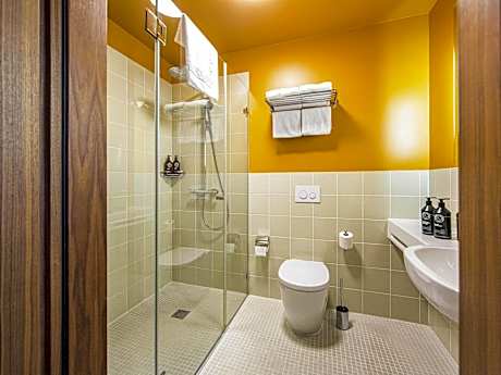 Privilege Twin Room