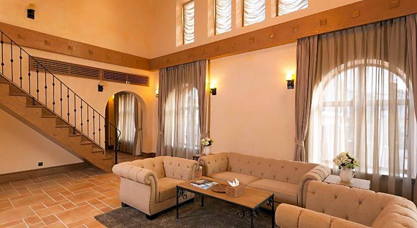 Town Square Suite by Toscana Valley