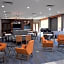La Quinta Inn & Suites by Wyndham Louisville East
