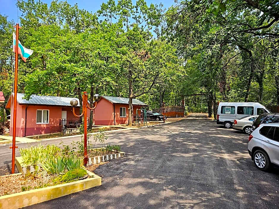 Alen Mak Forest Hotel